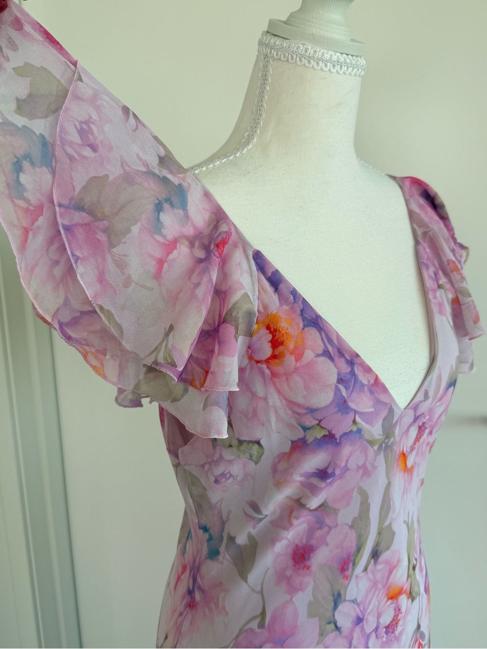 Mango Pastel Floral V-Neck Dress in Lavender and Pink - Picture 11 of 15